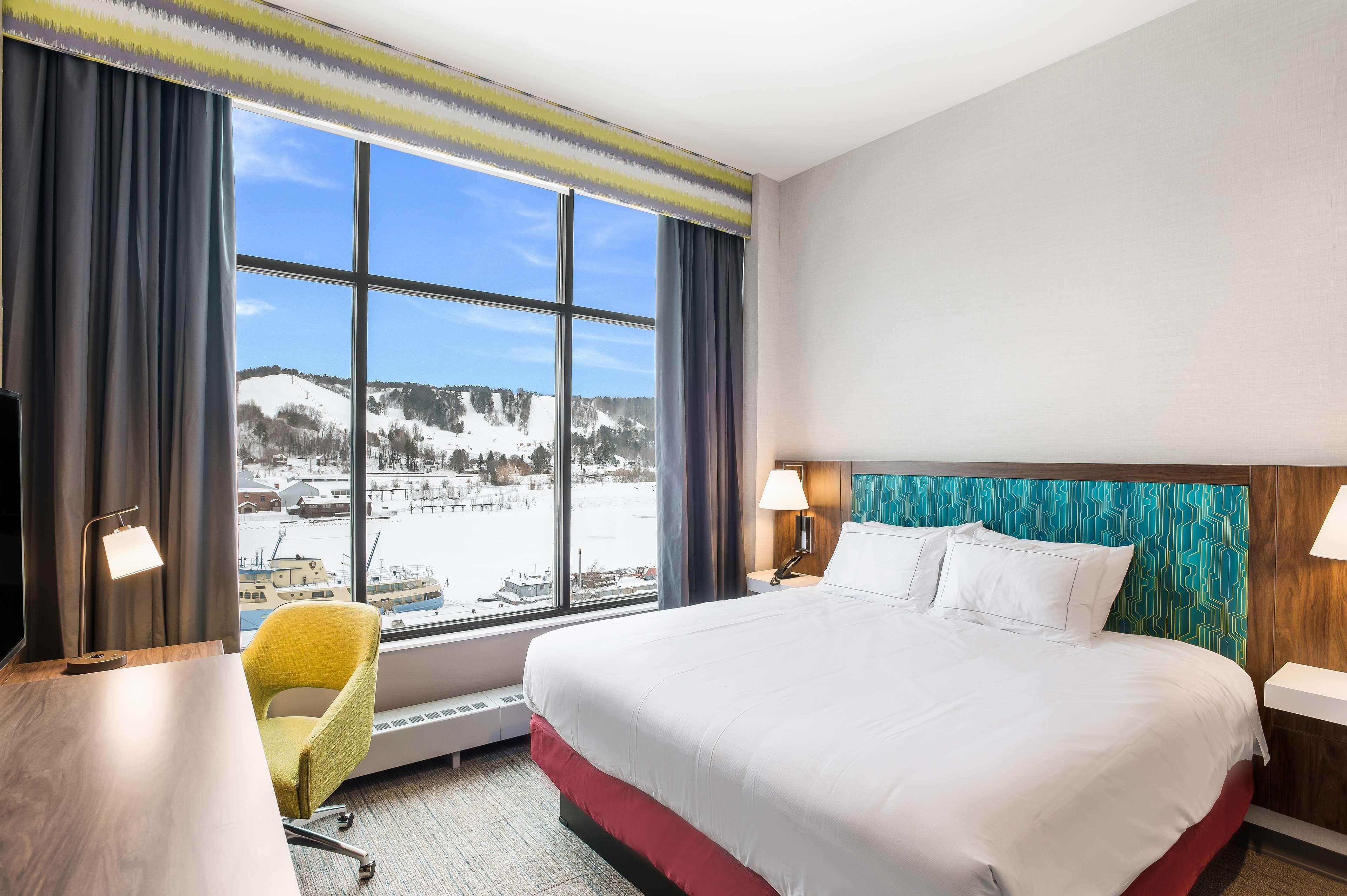 Hampton Inn & Suites Хоутон Экстерьер фото