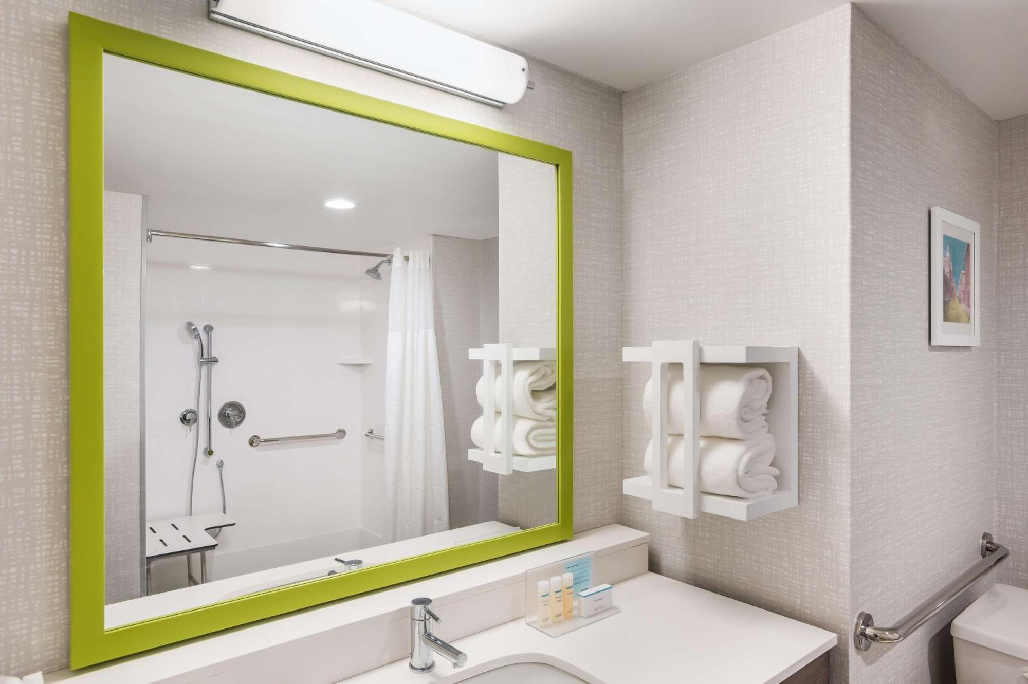 Hampton Inn & Suites Хоутон Экстерьер фото