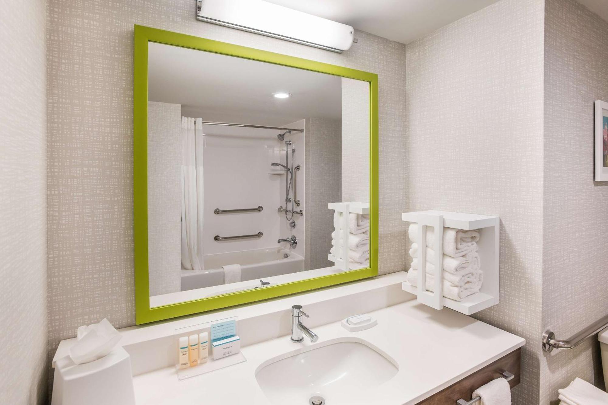 Hampton Inn & Suites Хоутон Экстерьер фото