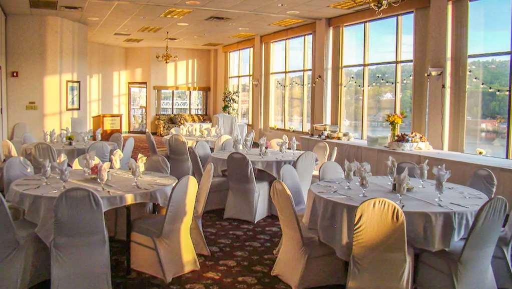 Hampton Inn & Suites Хоутон Ресторан фото