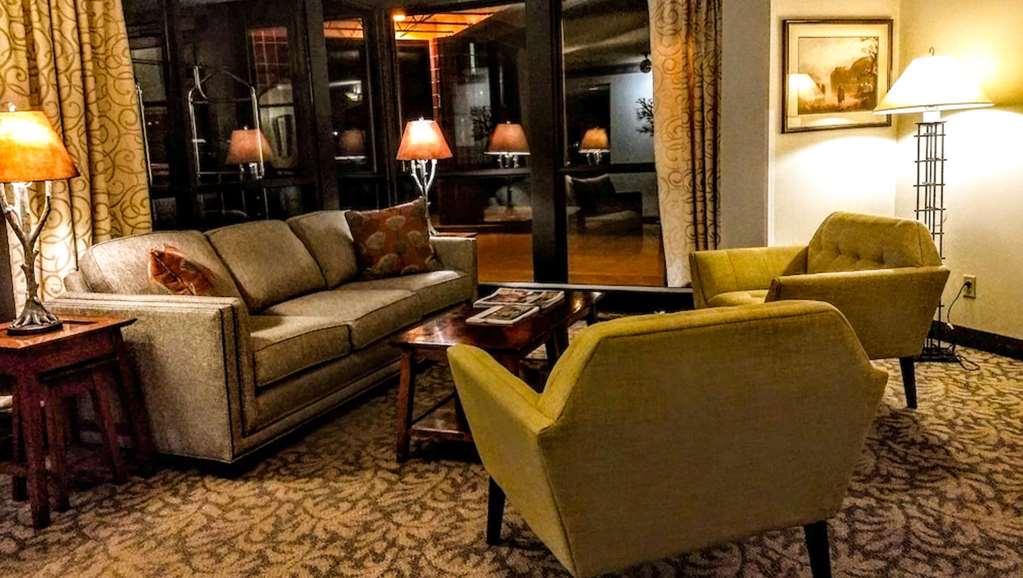 Hampton Inn & Suites Хоутон Интерьер фото
